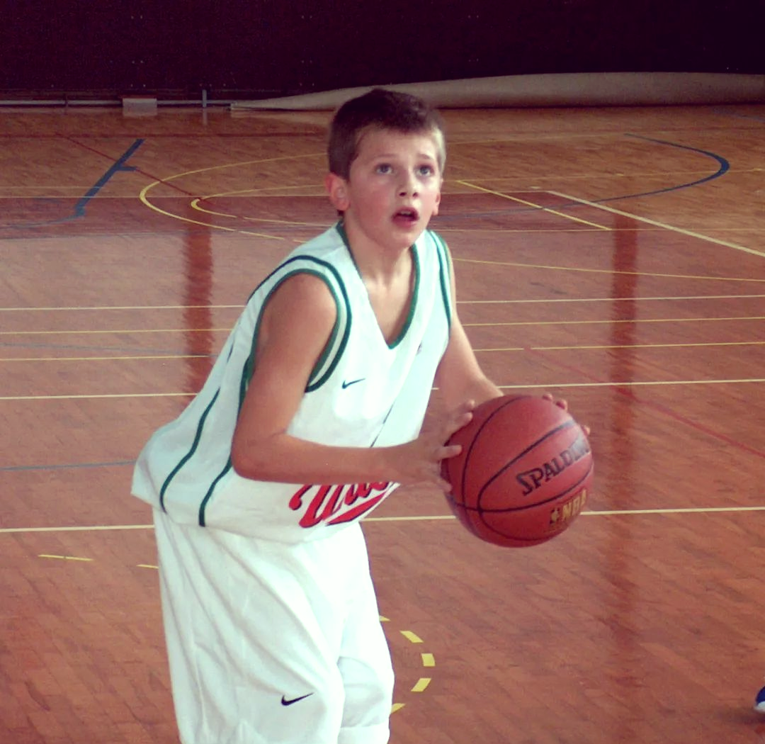 东契奇新星锐不可当表现突出,SKT前途光明!爱游戏AYX认证平台