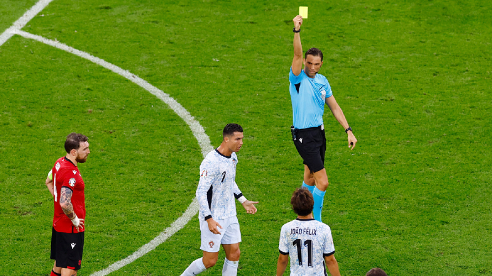 C罗赛事官方发布突破纪录新规，德国队争议不断！(c罗赛事官方发布突破纪录新规,德国队争议不断的原因)ayx体育注册入口