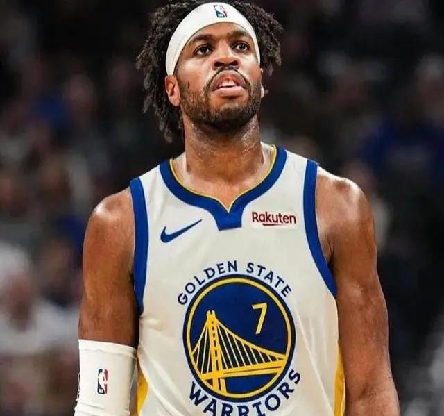 包含西亚卡姆连续五场比赛得分超过逆转,独行侠挑战极限!的词条爱游戏app官方下载