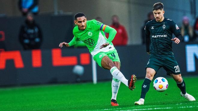 关于亚冠赛程吃紧,法兰克福集结日状态回暖,震撼外界,心理建设被强调的信息爱游戏官方平台